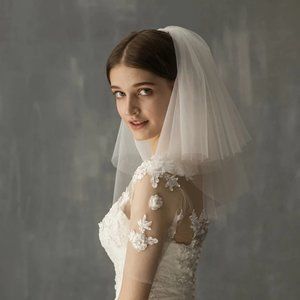 Wedding veil white bridal elegant short new